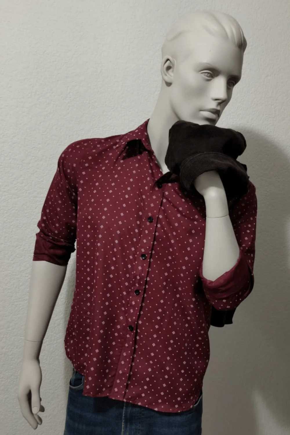 Camisa Casual Vino Punteada ML